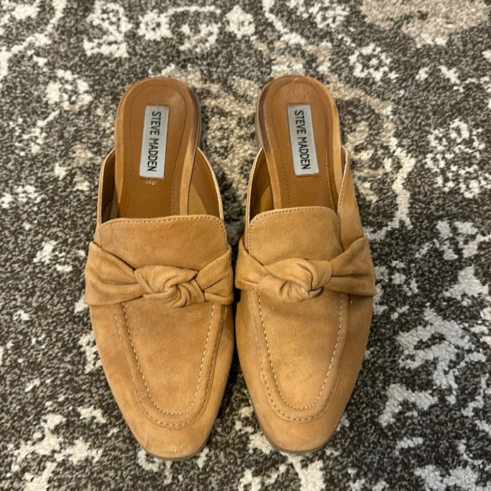 Steve Madden Chart Mule size 7